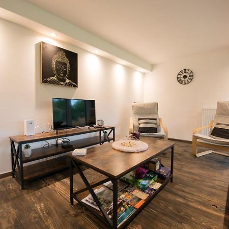 Le Chalet Naturzen Hastiere-par-dela ภายนอก รูปภาพ