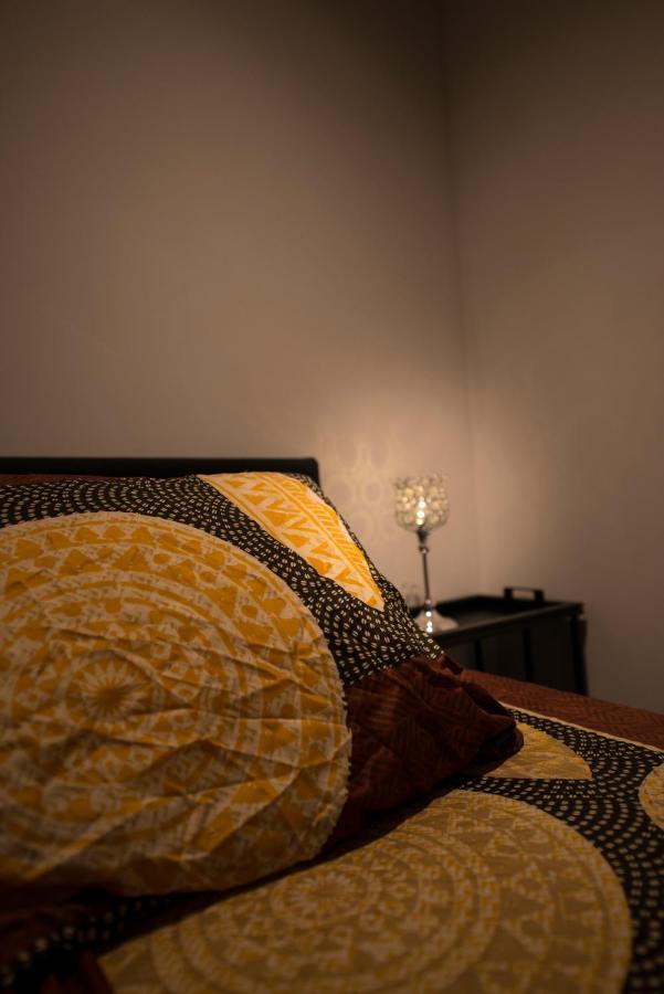 Le Chalet Naturzen Hastiere-par-dela ภายนอก รูปภาพ